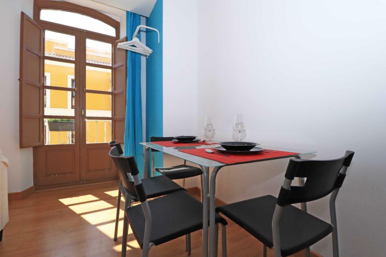 Del Parque Flats Estudio Lagunillas Малага Экстерьер фото